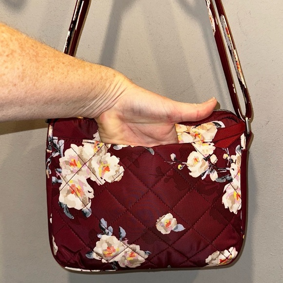 Vera Bradley Blooms & Branches Medium Hipster Crossbody Bag in Performance Twill - Picture 6 of 9